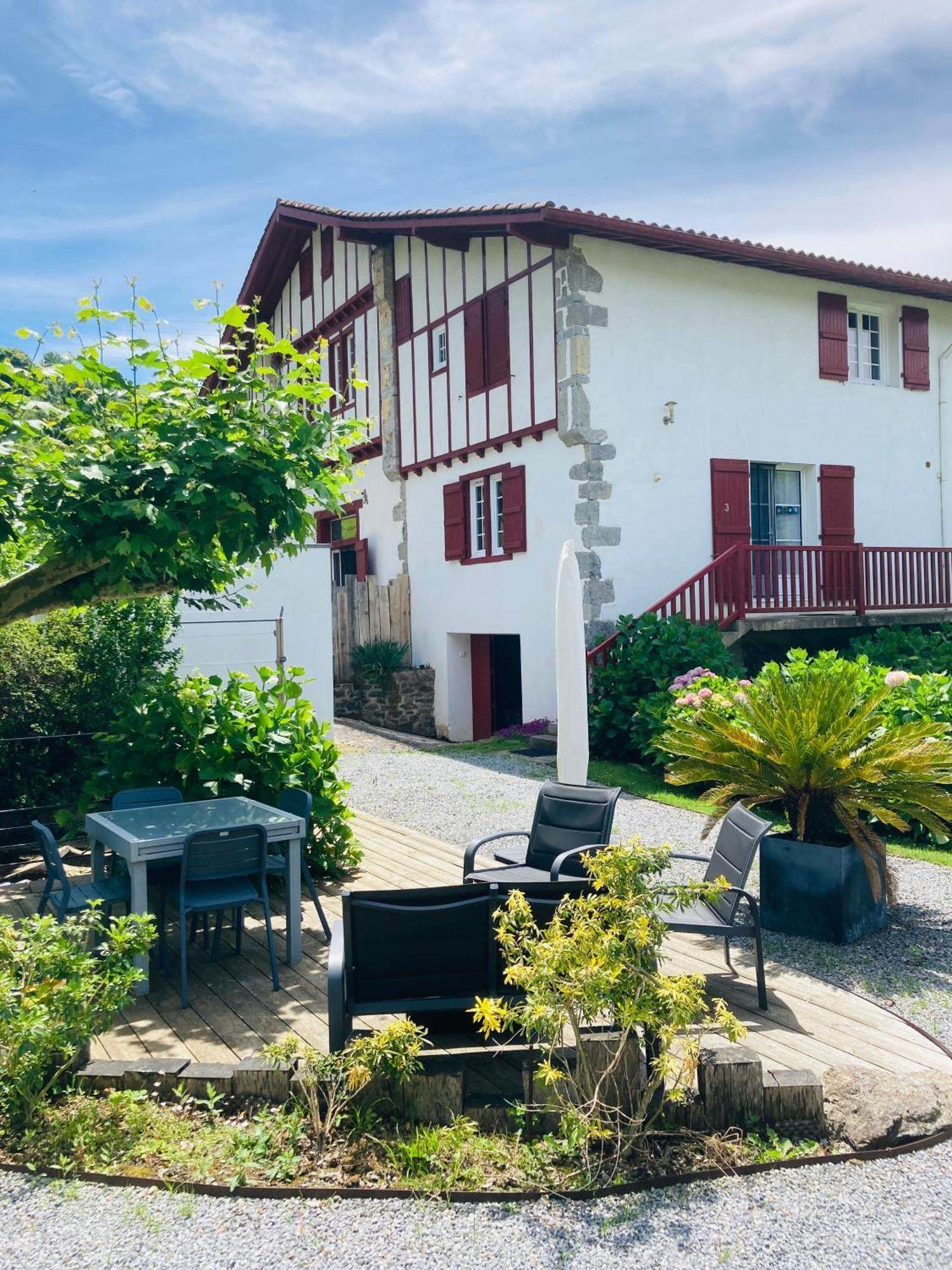 Location Eyheraldia - Votre T3 Au Coeur Du Pays Basque Hasparren Exterior photo