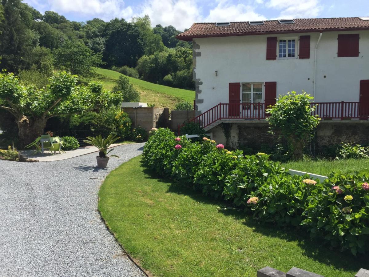 Location Eyheraldia - Votre T3 Au Coeur Du Pays Basque Hasparren Exterior photo